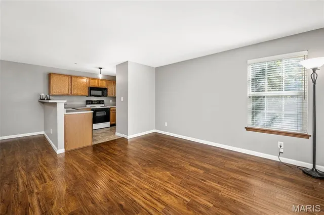 $170,000 | 1141 Arbor Creek Drive, Unit 2C, St. Louis, MO 63122