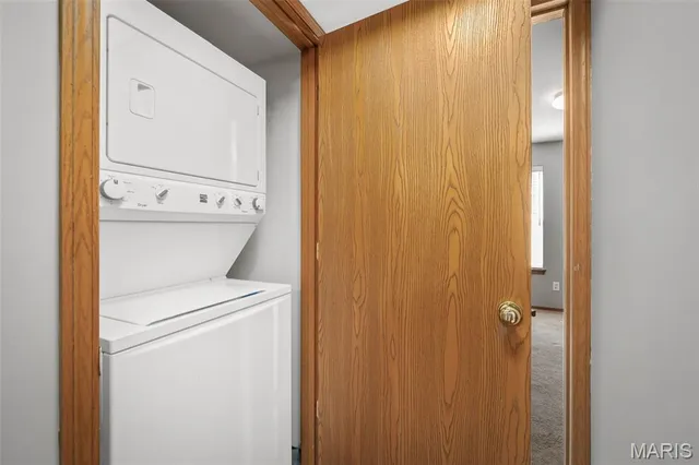 $170,000 | 1141 Arbor Creek Drive, Unit 2C, St. Louis, MO 63122