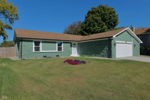 $295,000 | 12 Rypma Row, Whiteland, IN 46184