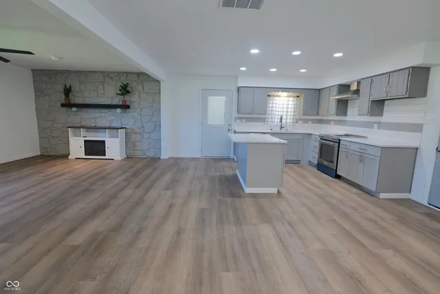 $295,000 | 12 Rypma Row, Whiteland, IN 46184