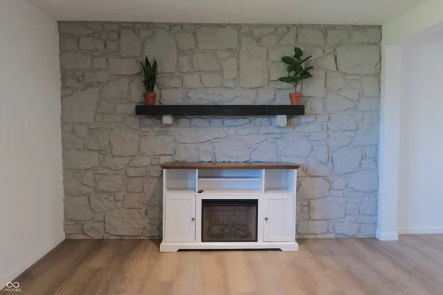 $295,000 | 12 Rypma Row, Whiteland, IN 46184