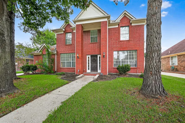$2,275 | 19018 Ridge Hill Court, Houston, TX 77084