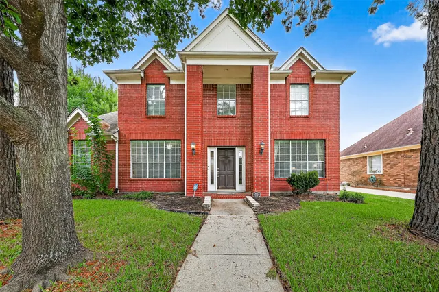 $2,275 | 19018 Ridge Hill Court, Houston, TX 77084