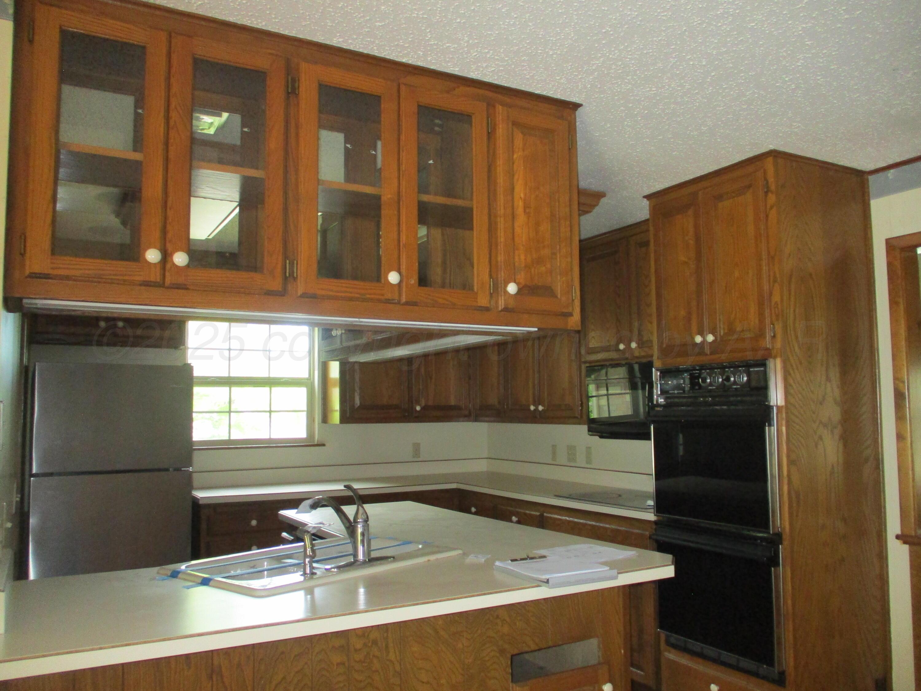 7000 Euclid Street Amarillo, TX 79110 - Photo 6 of 34 Kitchen