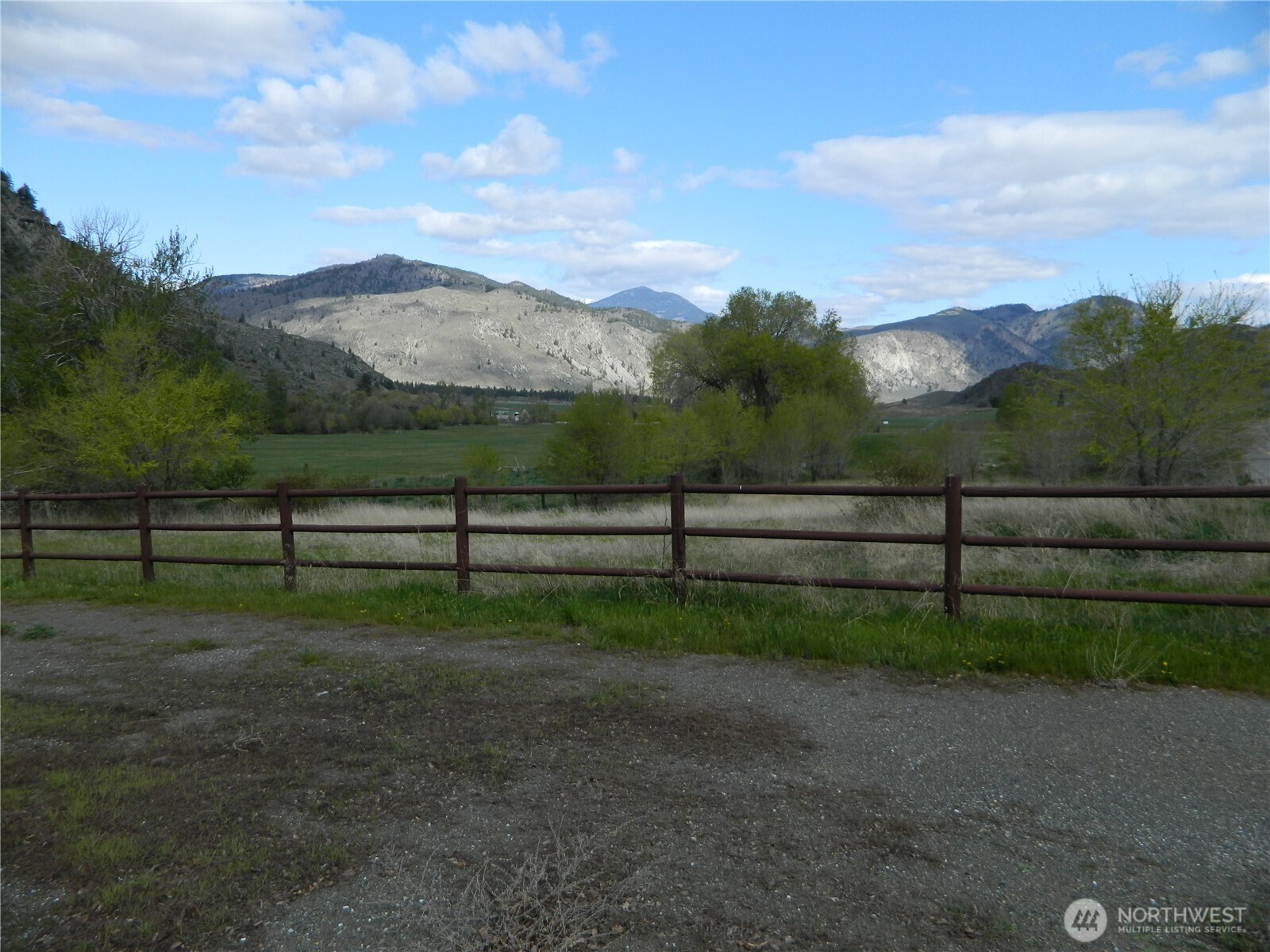 2127 Sinlahekin Road Loomis, WA 98827 - Photo 24 of 24 a view of a yard