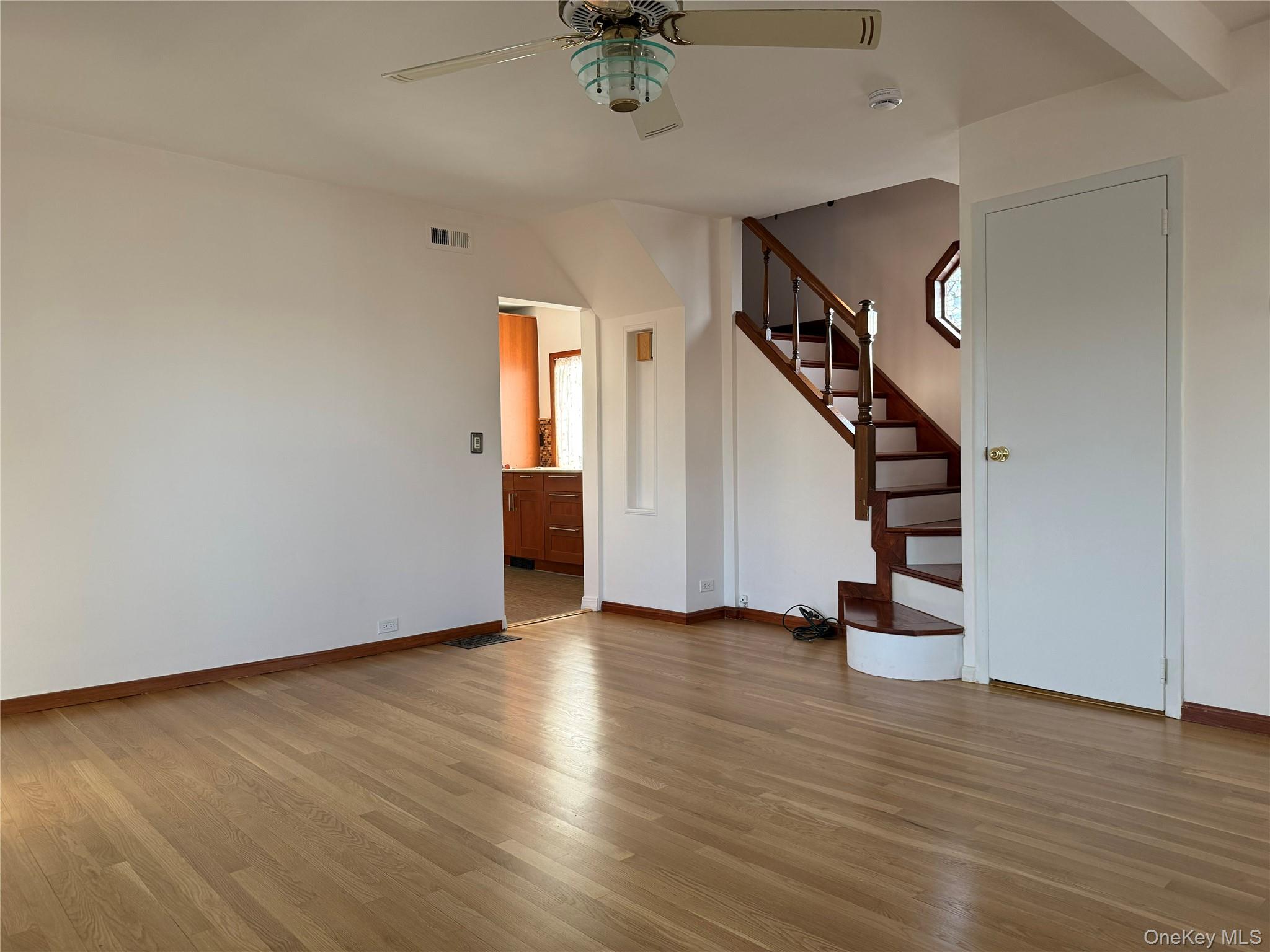 73-08 Juniper Valley Road Queens, NY 11379 - Photo 6 of 13