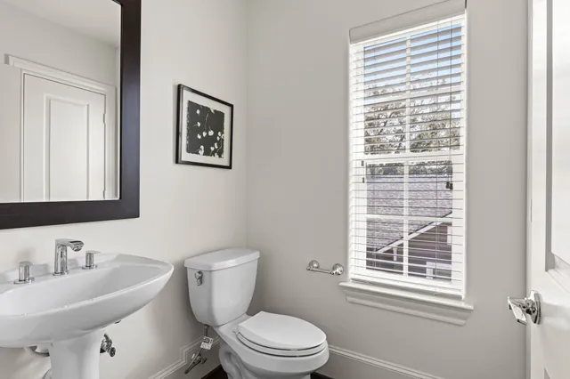 $599,500 | 612 East 20th Street, Unit A, Houston, TX 77008