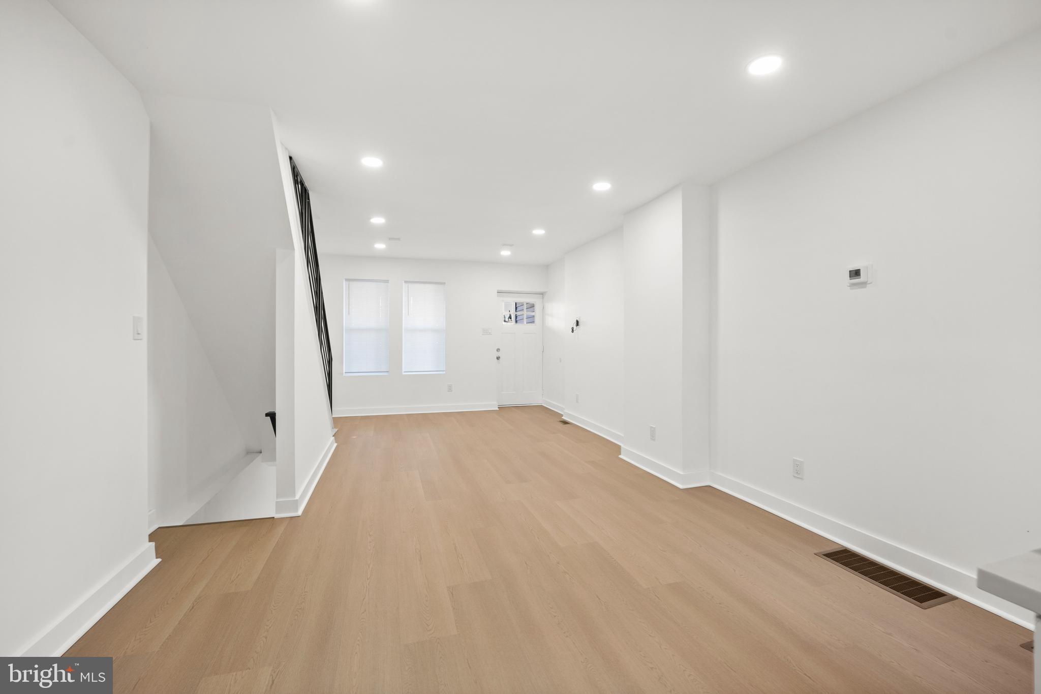 5906 Colgate Street Philadelphia, PA 19120 - Photo 6 of 32 Gallery Image 6