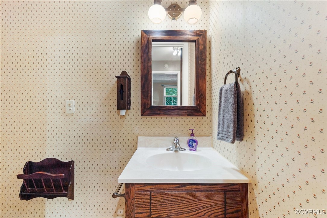 506 Compton Road Colonial Heights, VA 23834 - Photo 15 of 26