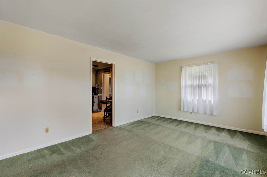 506 Compton Road Colonial Heights, VA 23834 - Photo 4 of 26