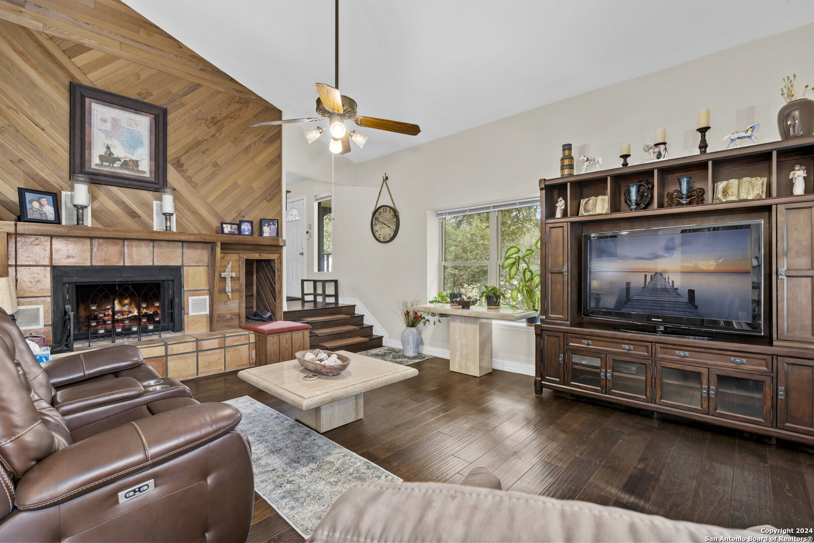 1497 Pebble Beach Road Lakehills, TX 78063 - Photo 11 of 44
