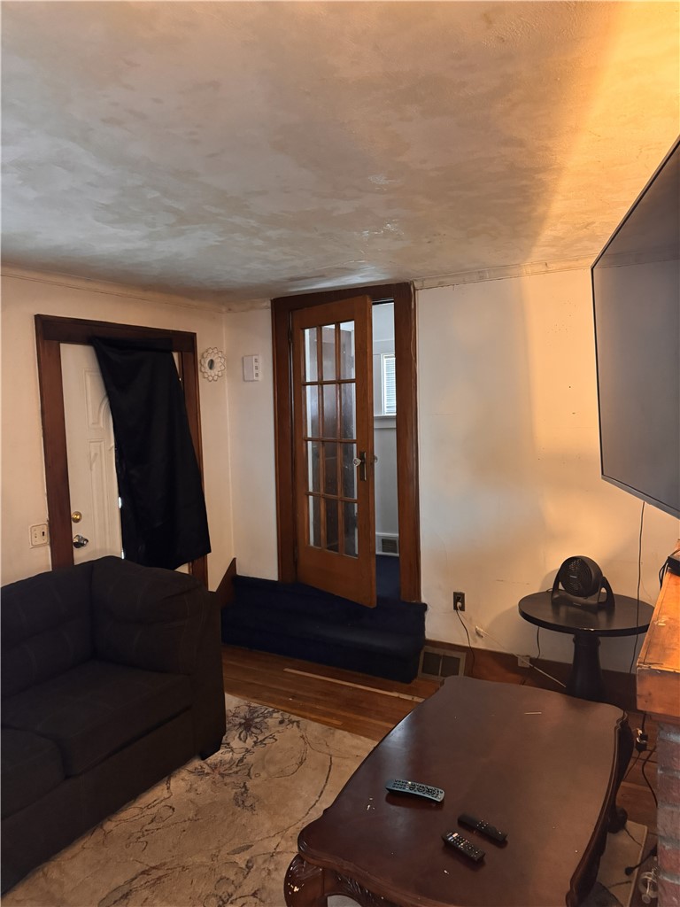 94 Wetmore Park Rochester, NY 14606 - Photo 15 of 19