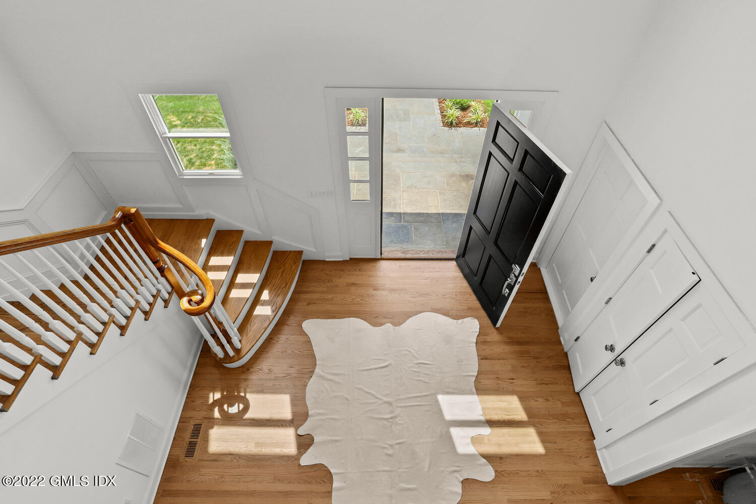 433 Stanwich Road Greenwich, CT 06830 - Photo 17 of 37 a view of an entryway with wooden floor