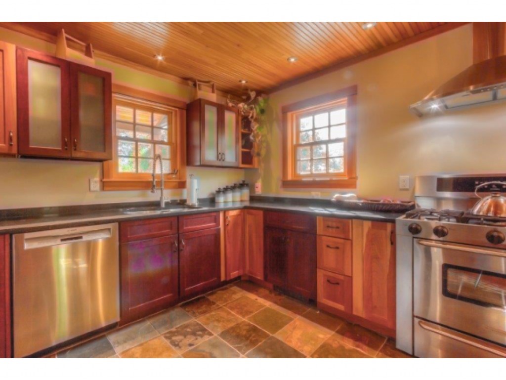 89 Perkins Road Madbury, NH 03823 - Photo 17 of 36