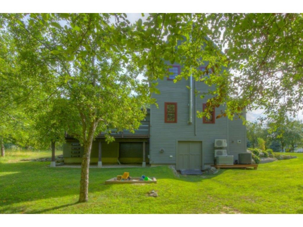 89 Perkins Road Madbury, NH 03823 - Photo 4 of 36