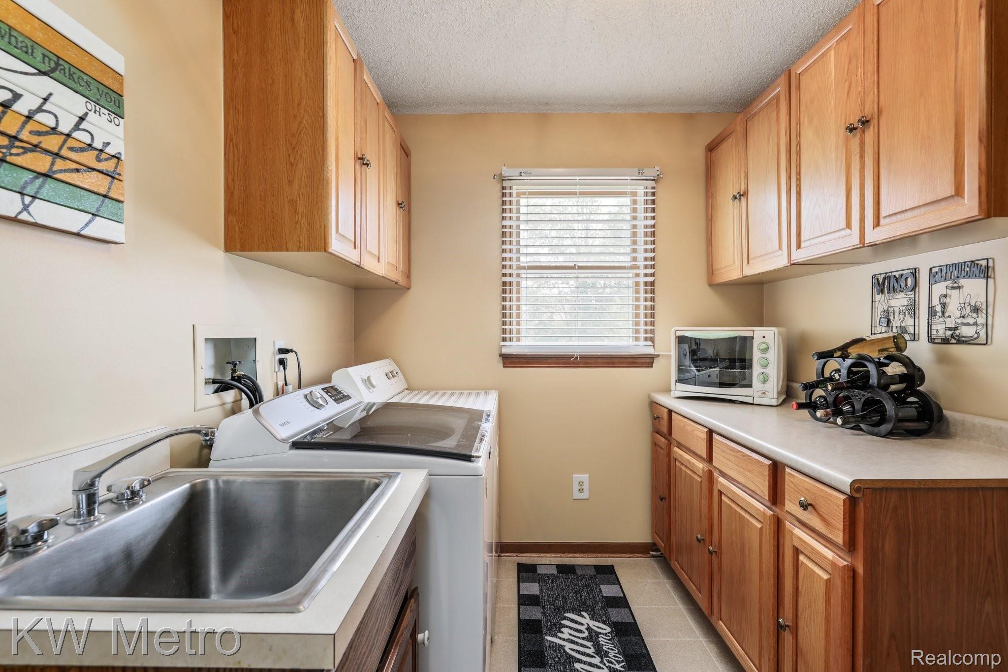 53700 North Foster Road New Baltimore, MI 48051 - Photo 15 of 43 32-web-or-mls-53700 North Foster Road Chesterfield0029.jpg