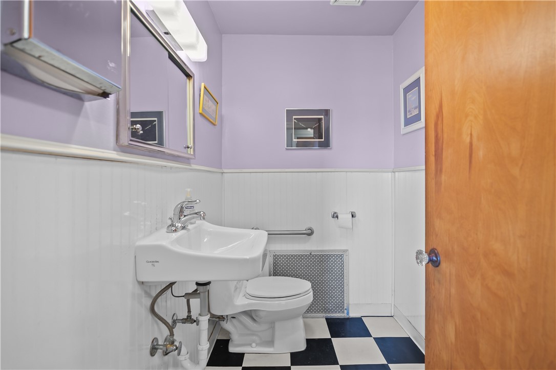 74 Valley Road Middletown, RI 02842 - Photo 23 of 48
