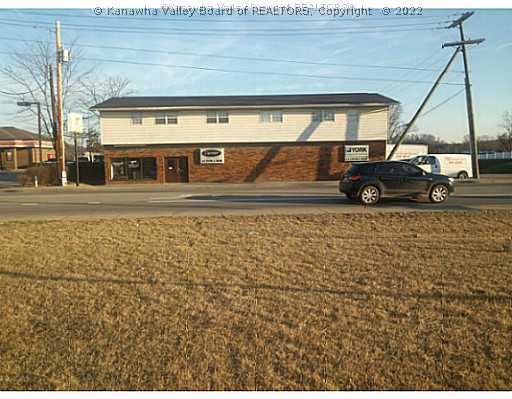 3798 Teays Valley Road Hurricane, WV 25526 - Photo 1 of 3 Exterior Front.