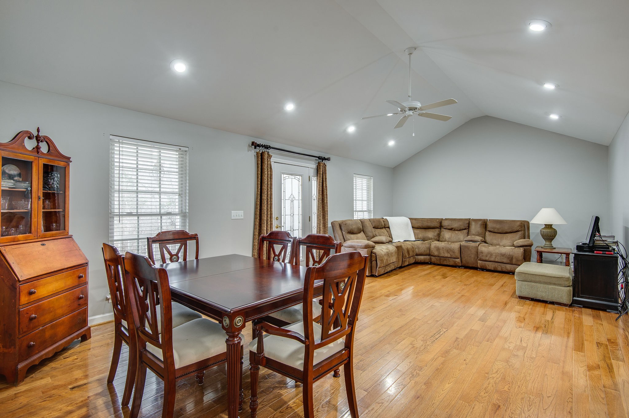 711 Franklin Road Charlotte, TN 37036 - Photo 11 of 32 Gallery Image 11