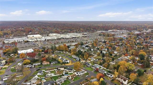 $725,000 | 34 Weston Street, Huntington Station, NY 11746