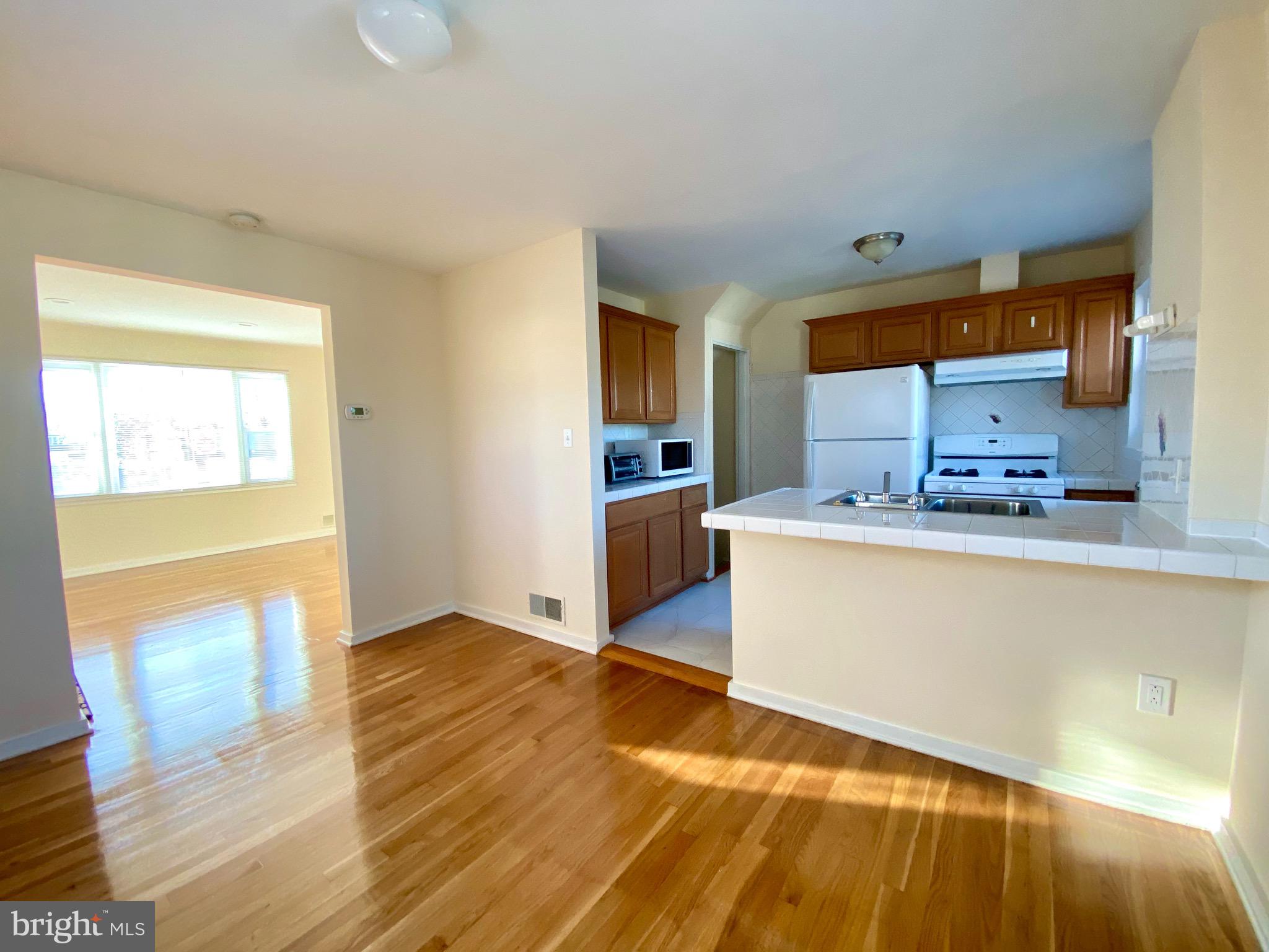 3105 Medway Street Silver Spring, MD 20902 - Photo 10 of 38 Kitchen and dinning areas
