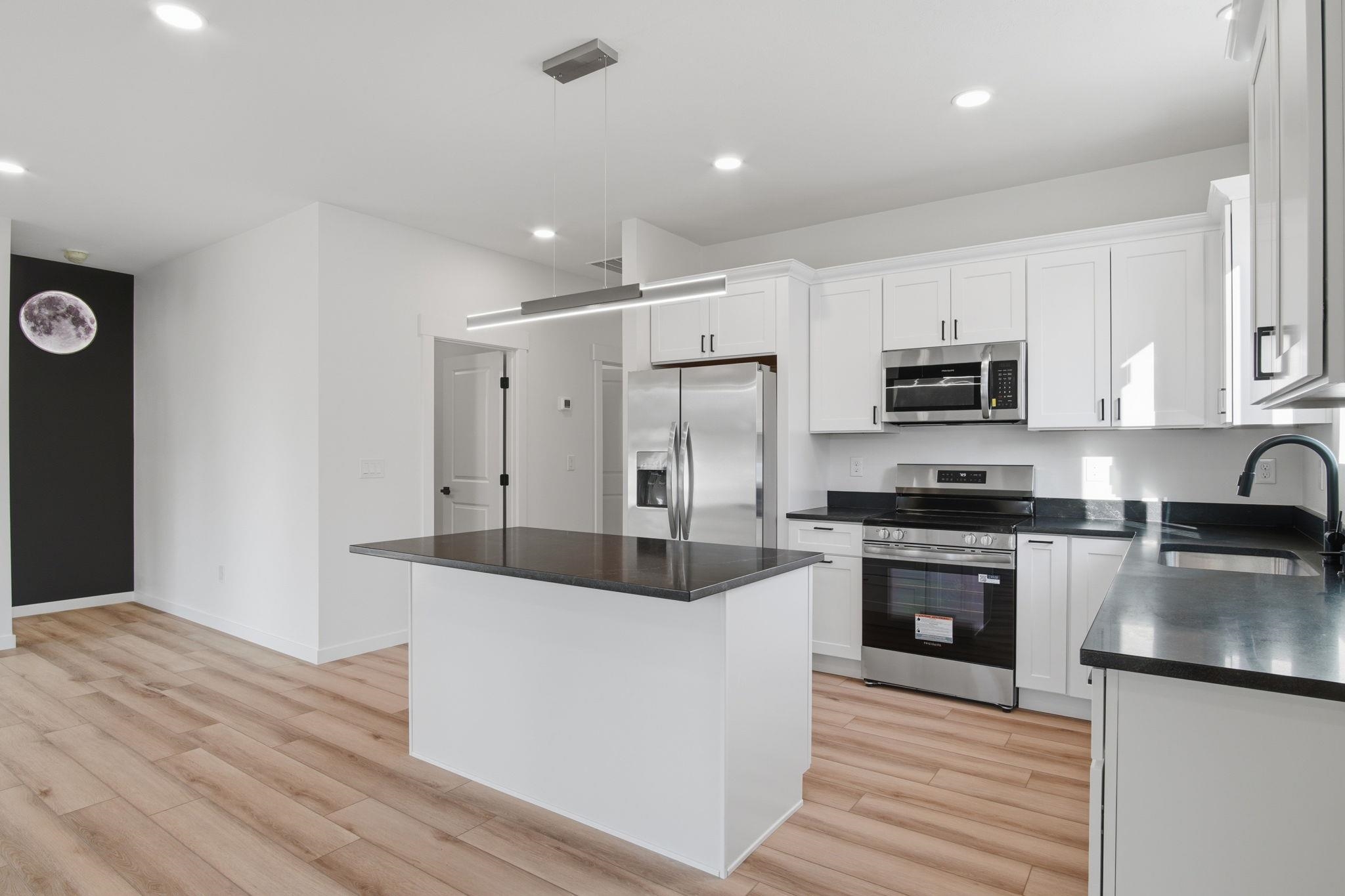 1702 5th Street Cheney, WA 99004 - Photo 8 of 29