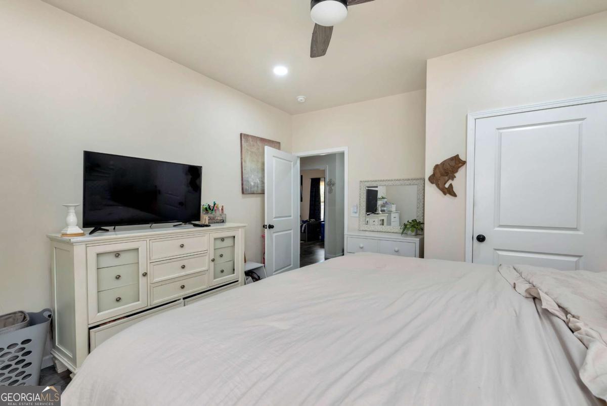 249 South Hill Street Toccoa, GA 30577 - Photo 16 of 26