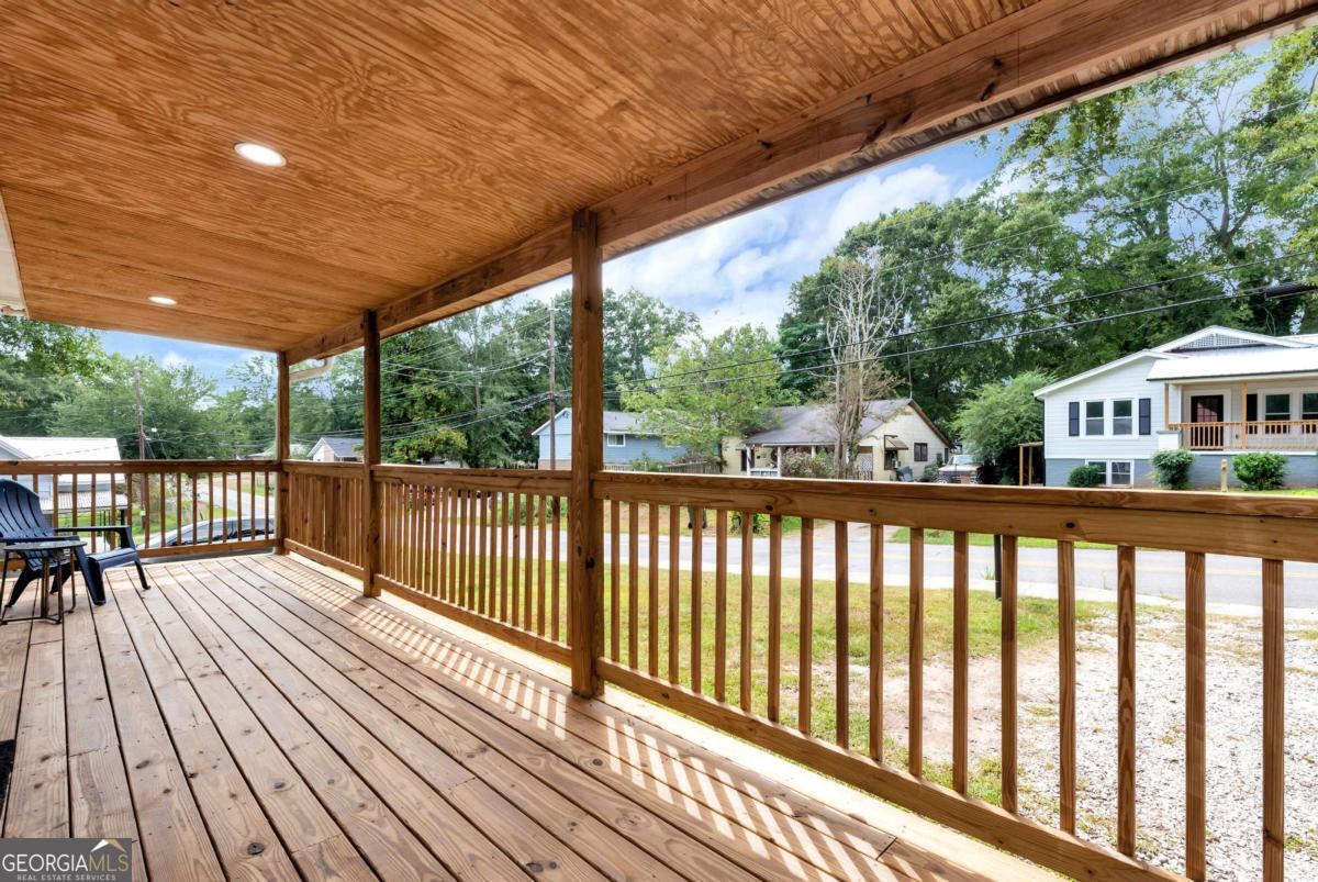 249 South Hill Street Toccoa, GA 30577 - Photo 5 of 26