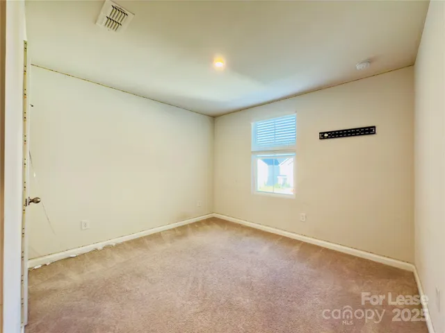 $2,599 | 5147 Downhaul Drive, Charlotte, NC 28269