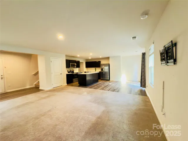 $2,599 | 5147 Downhaul Drive, Charlotte, NC 28269