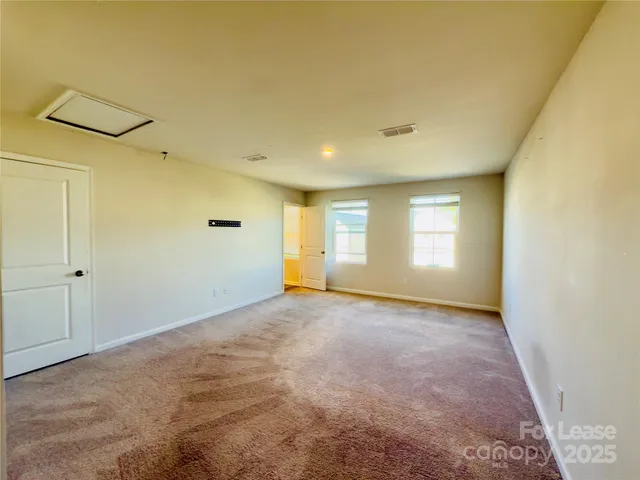 $2,599 | 5147 Downhaul Drive, Charlotte, NC 28269