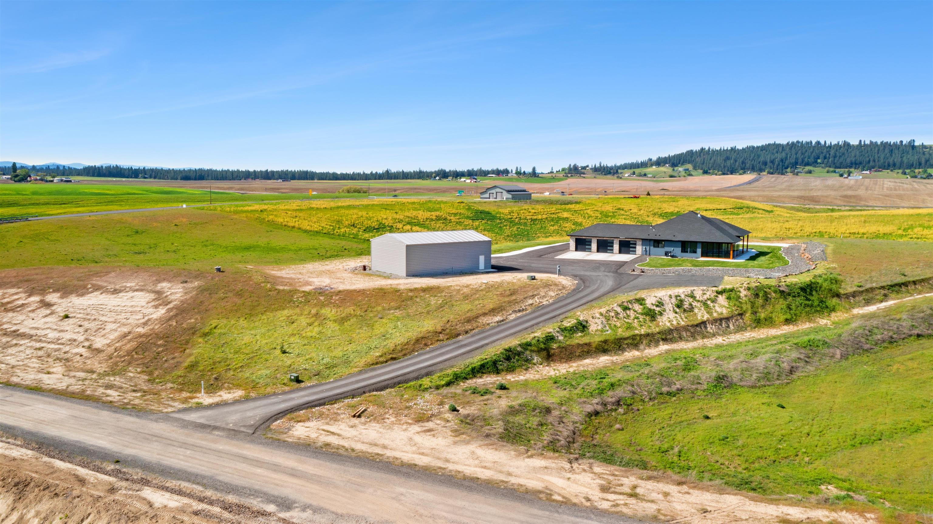 13790 North Bruce Road Mead, WA 99021 - Photo 11 of 49