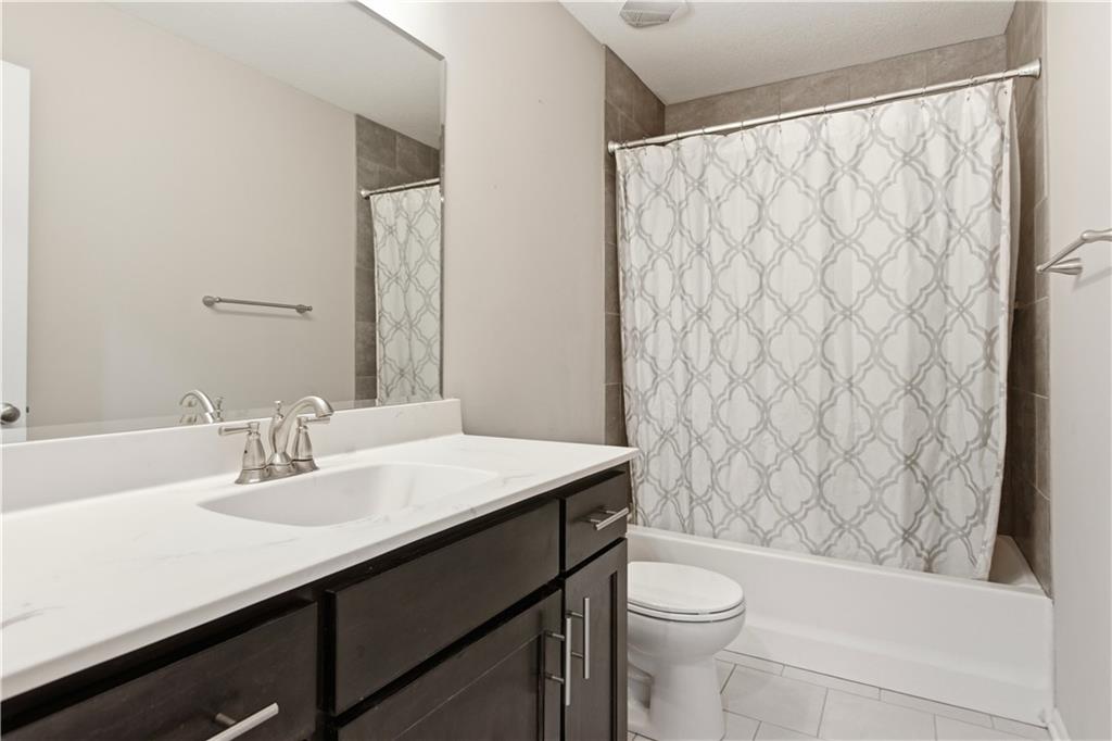 14223 Amanda Lane Basehor, KS 66007 - Photo 25 of 44