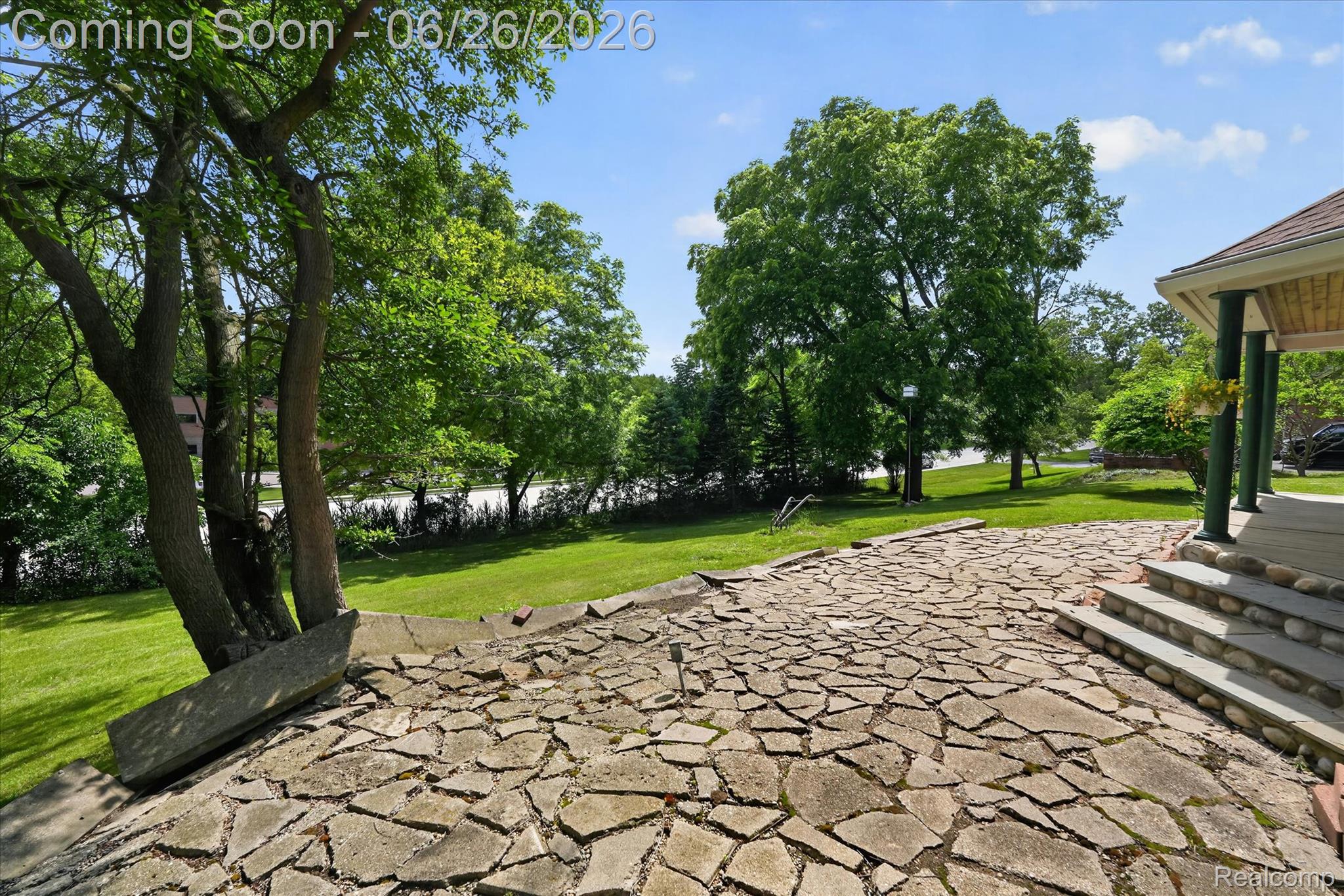 31620 West 11 Mile Road Farmington, MI 48334 - Photo 48 of 70