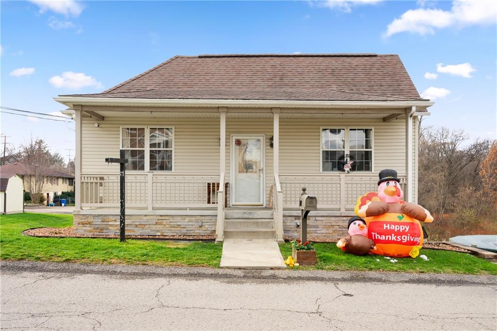 197 William Street McKees Rocks, PA 15136 - Photo 1 of 25 a front view of house with yard