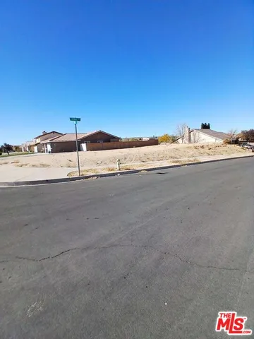 $29,900 | 14020 Topmast Drive, Helendale, CA 92342