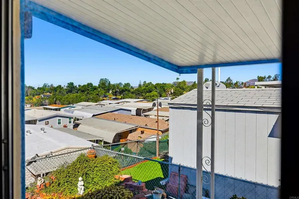 $305,000 | 15420 Olde Highway 80, Unit 104, El Cajon, CA 92021