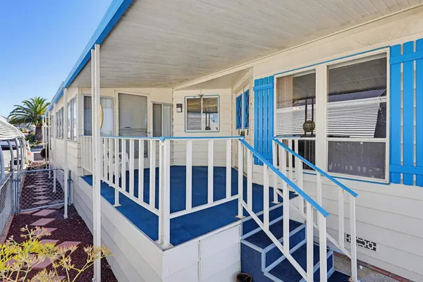 $305,000 | 15420 Olde Highway 80, Unit 104, El Cajon, CA 92021