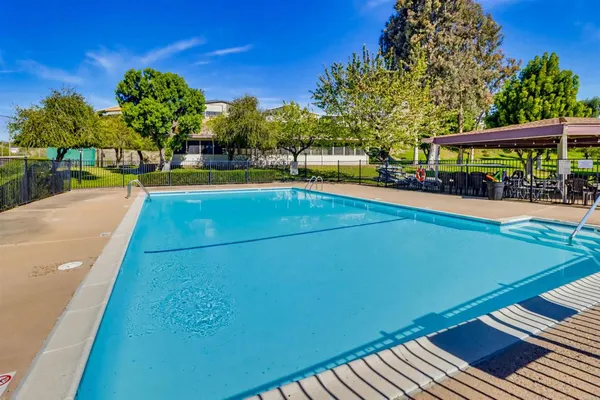 $305,000 | 15420 Olde Highway 80, Unit 104, El Cajon, CA 92021