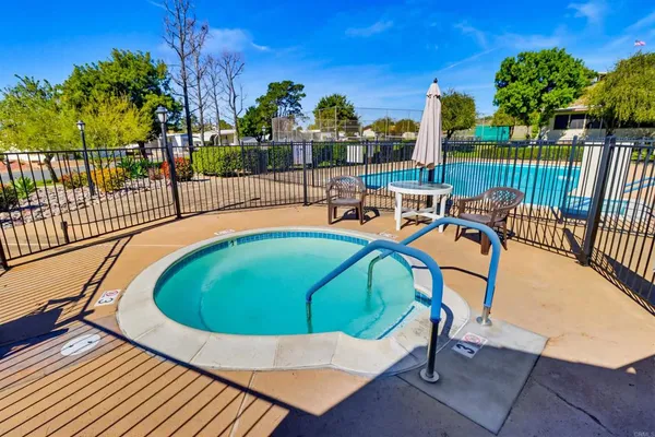 $305,000 | 15420 Olde Highway 80, Unit 104, El Cajon, CA 92021