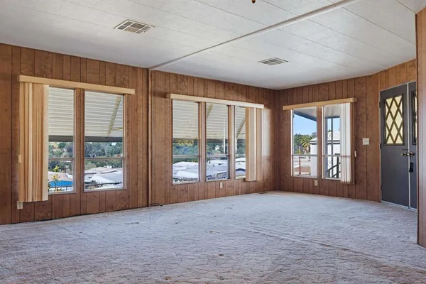 $305,000 | 15420 Olde Highway 80, Unit 104, El Cajon, CA 92021