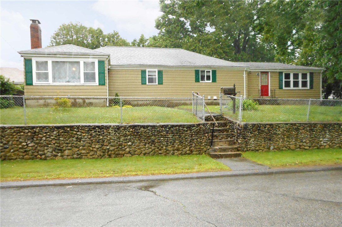 132 Phillips Street Woonsocket, RI 02895 - Photo 1 of 27 Gallery Image 1