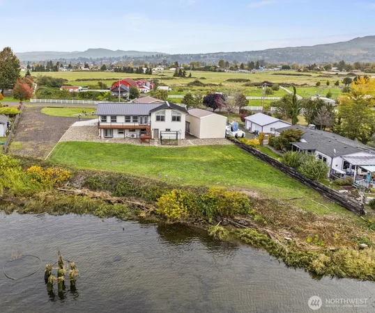 $640,000 | 277 West Sunny Sands Road, Cathlamet, WA 98612