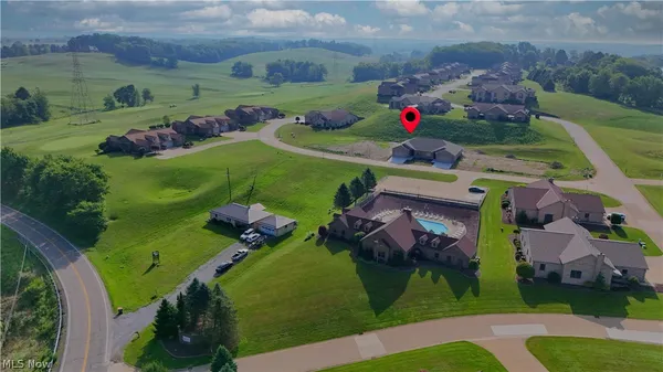 $329,900 | 49101 Fairway Road, East Liverpool, OH 43920