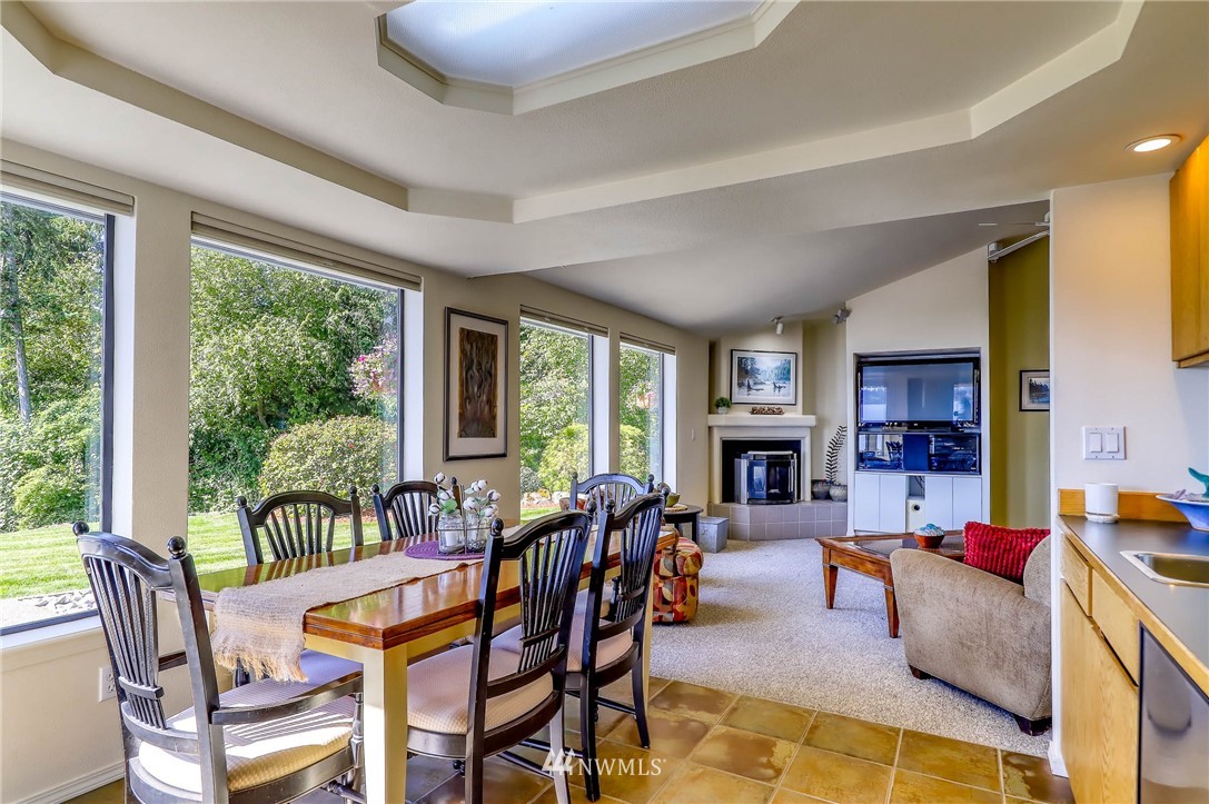 2012 Northeast Enetai Beach Road Bremerton, WA 98310 - Photo 17 of 40 Gallery Image 17