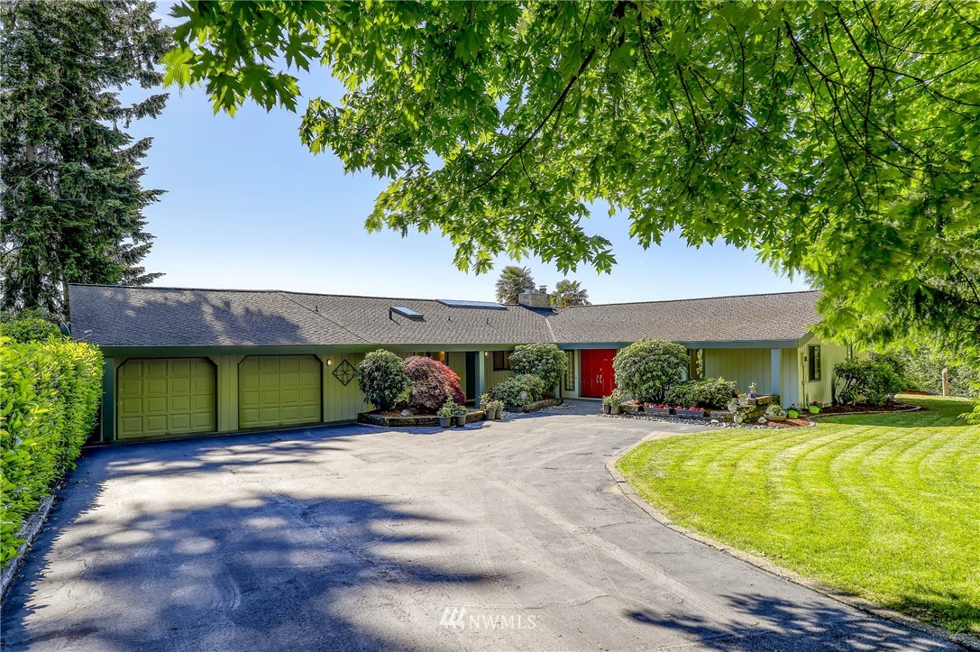 2012 Northeast Enetai Beach Road Bremerton, WA 98310 - Photo 6 of 40 Gallery Image 6
