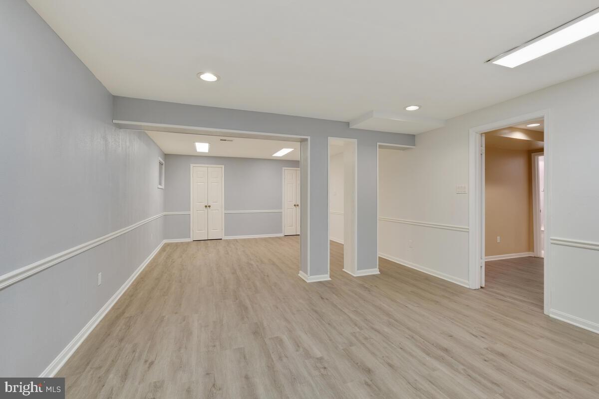 11936 Canfield Road Potomac, MD 20854 - Photo 33 of 44
