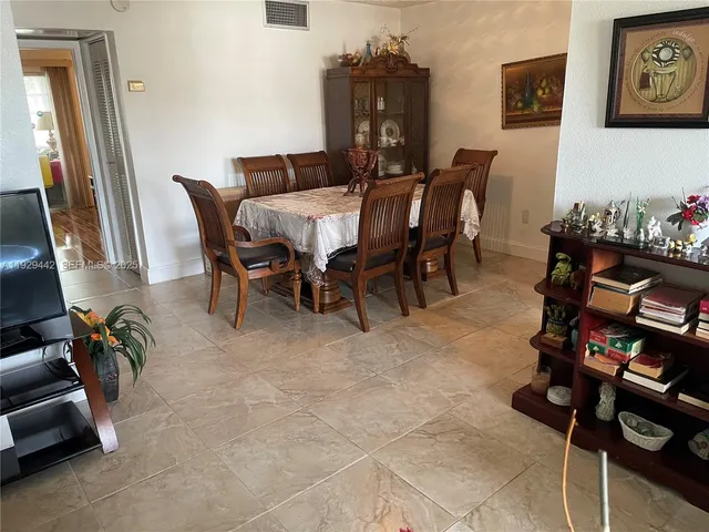 $130,000 | 20120 Northeast 2nd Avenue, Unit W28, Miami Gardens, FL 33179