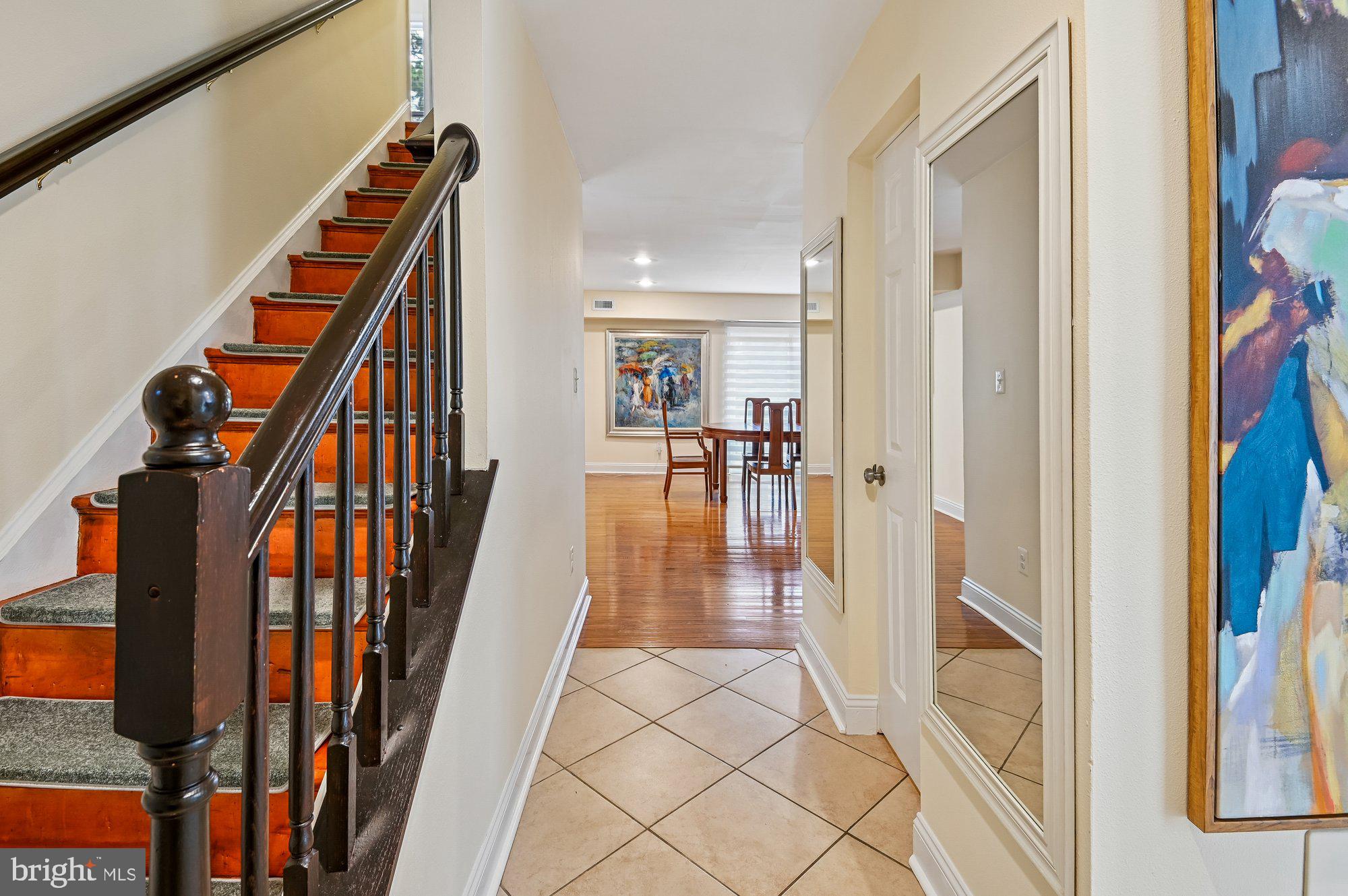 10543 Tolling Clock Way Columbia, MD 21044 - Photo 7 of 44 Hall
