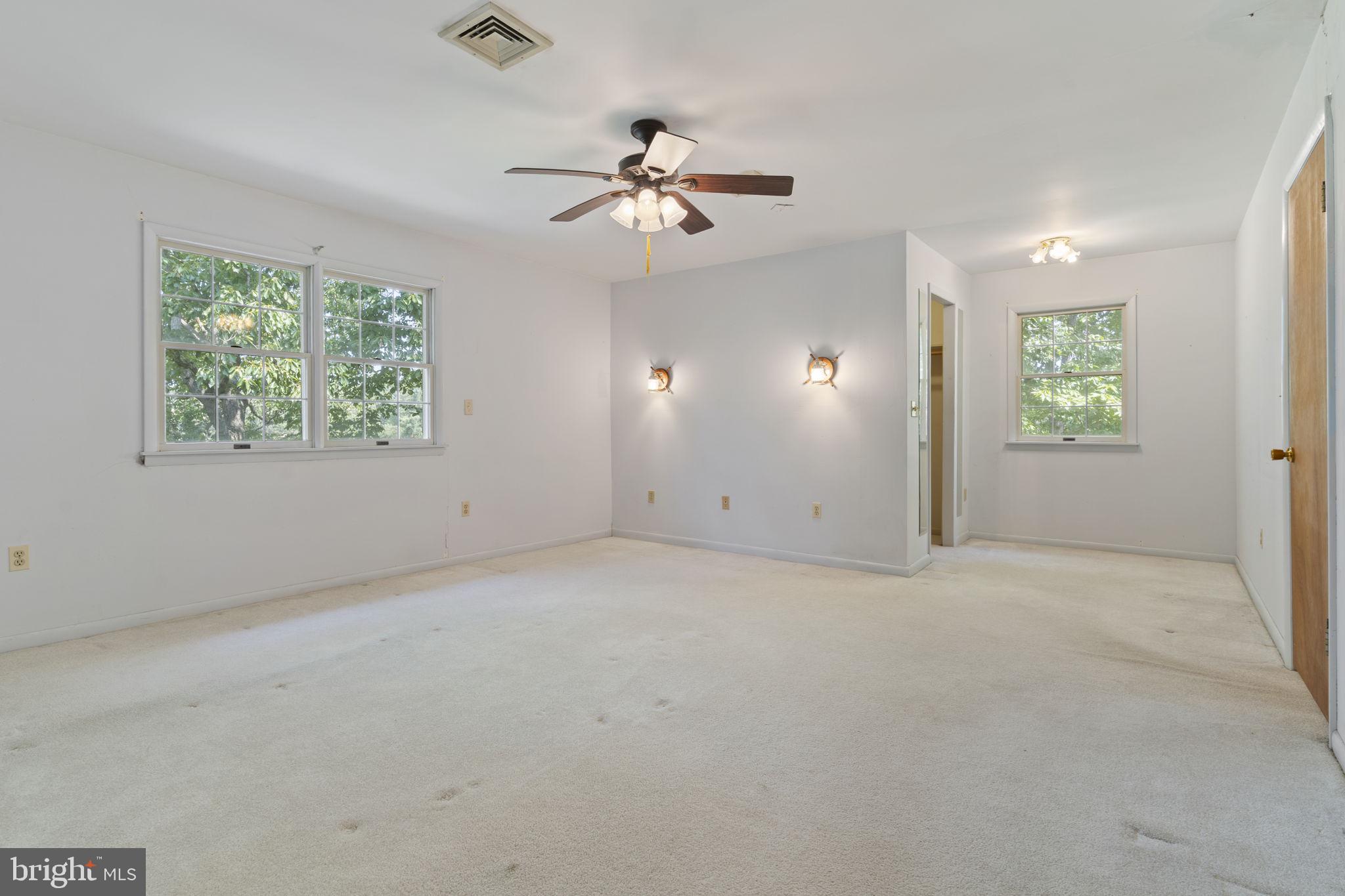 44742 Three Coves Road Hollywood, MD 20636 - Photo 43 of 89 Upper level primary suite